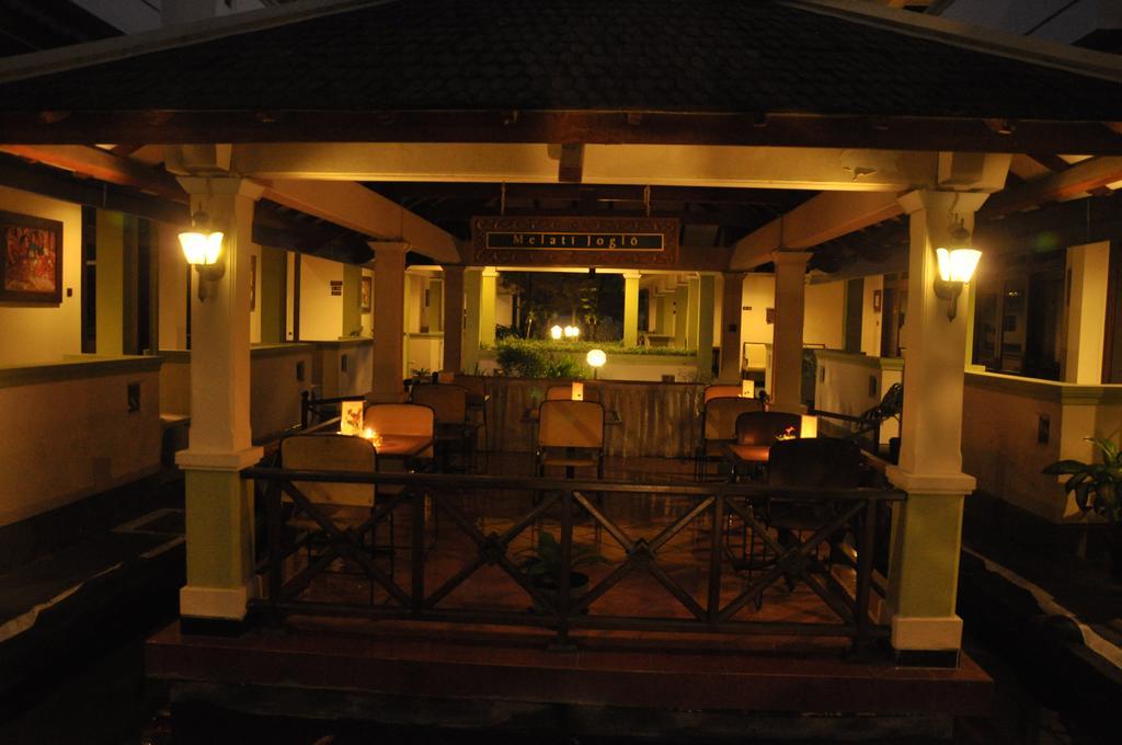 Hotel Wisanti Джокякарта Екстериор снимка